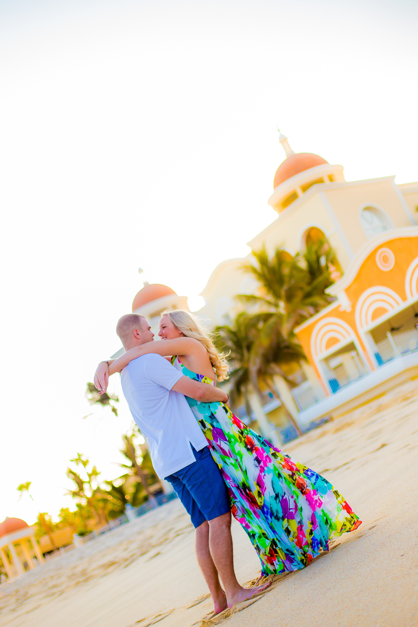 How to pick the perfect Cabo engagement shoot outfit